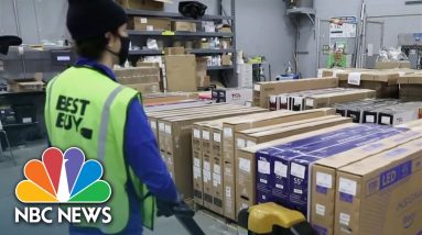 Best Buy Combines Stores With Warehouses To Meet Shopping Demand