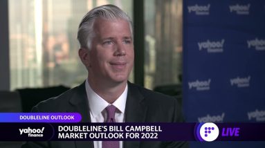 Volatility 'is going to be your friend in the first half of 2022': DoubleLine’s Bill Campbell