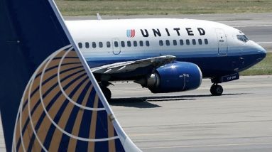 Airline stocks: United Airlines shares slide after Omicron impacts demand