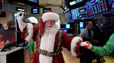 Stocks in the green as Santa Claus rally rolls on